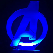 Carregar imagem no visualizador da galeria, Luminária Logo Vingadores Avengers - Marvel