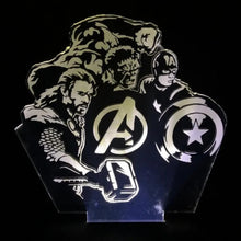 Carregar imagem no visualizador da galeria, Luminária Os Vingadores - Marvel