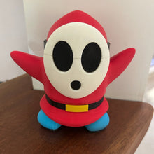Carregar imagem no visualizador da galeria, Boneco Shy Guy Super Mario - Decoração