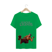 Carregar imagem no visualizador da galeria, Camiseta Lee Sin Curtindo o Verão League of Legends - WGs Geek