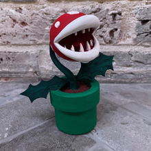 Carregar imagem no visualizador da galeria, Planta Piranha do Mario: Traga a Ameaça Verde para sua Decoração
