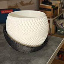 Carregar imagem no visualizador da galeria, Vaso Drift: Com Suporte para Drenagem - Decoração
