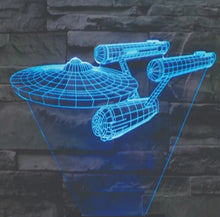 Carregar imagem no visualizador da galeria, Luminária Nave Enterprise - Star Wars
