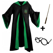Carregar imagem no visualizador da galeria, Fantasia Harry Potter Sonserina – Capa Hogwarts com Varinha, Cachecol e Óculos
