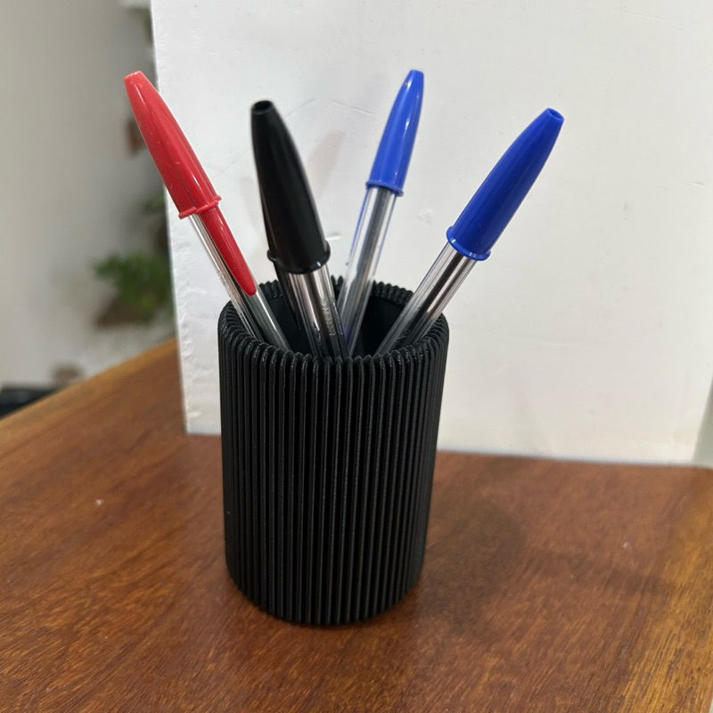 Porta-Caneta Moderno com Design Canelado - Decoração