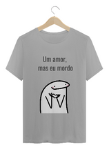 Carregar imagem no visualizador da galeria, Camiseta Florks Coração
