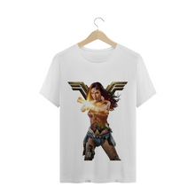 Carregar imagem no visualizador da galeria, Camiseta Mulher Maravilha DC Comics
