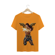 Carregar imagem no visualizador da galeria, Camiseta Mulher Maravilha DC Comics
