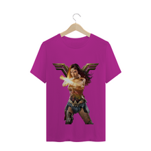 Carregar imagem no visualizador da galeria, Camiseta Mulher Maravilha DC Comics
